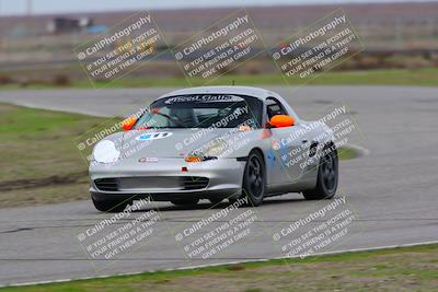 media/Jan-15-2023-CalClub SCCA (Sun) [[40bbac7715]]/Group 1/Qualifying (Sweeper)/